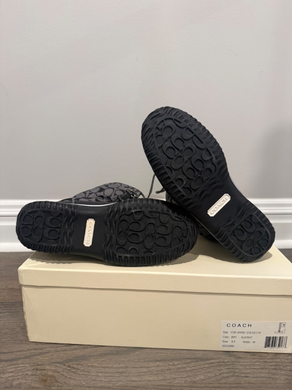 Coach Shane Boots - Picture 4 of 4